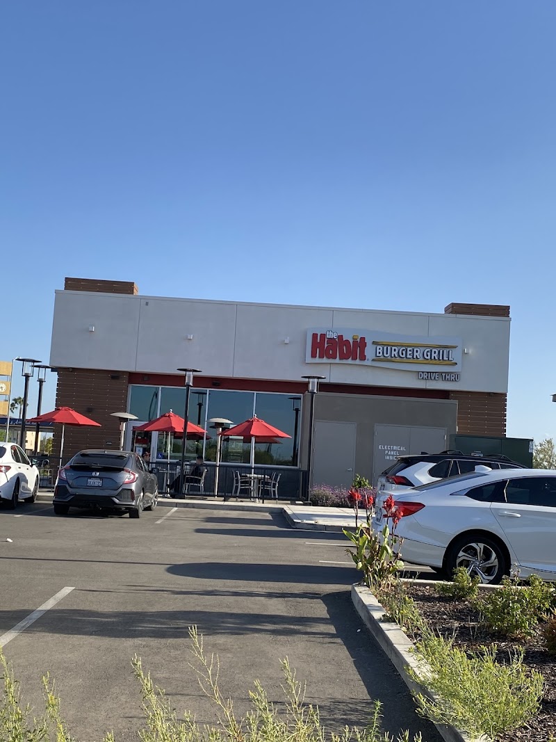 Habit Burger Manteca