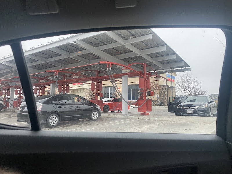 Shine On Car Wash Tracy — photo 4, Tracy, CA