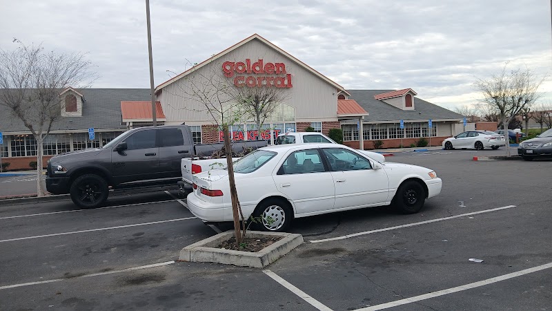 Golden Corral Tracy — photo 2, Tracy, CA