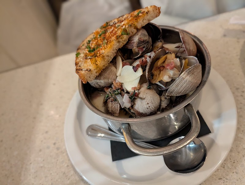 EMC Seafood & Raw Bar — photo 3, San Jose, CA