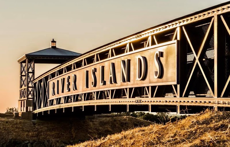 River Islands Realty