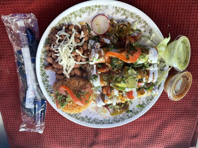 Un Poquito Mas (Food Truck)