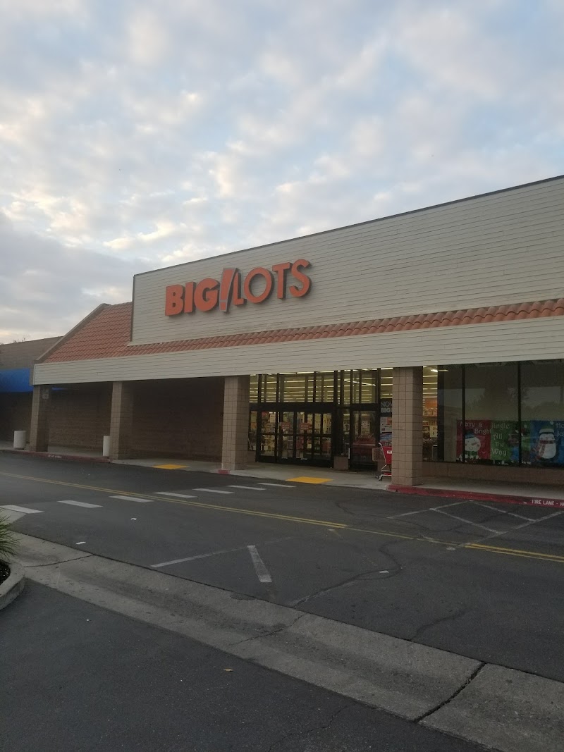Big Lots Tracy — photo 3, Tracy, CA