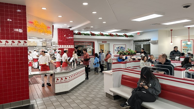 In-N-Out Burger — photo 2, Sunnyvale, CA