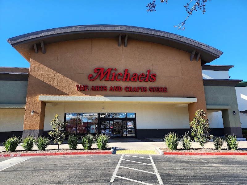 Michaels Arts & Crafts