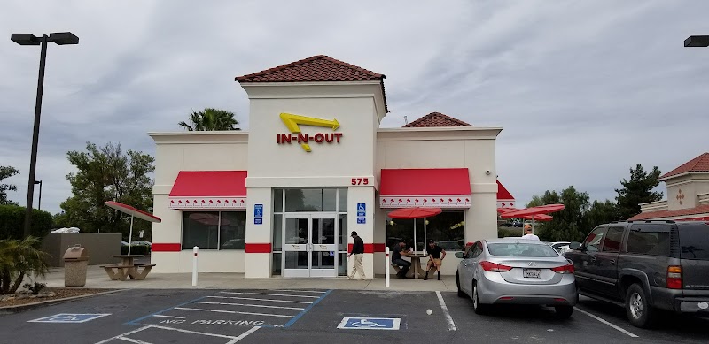 In-N-Out Burger Tracy