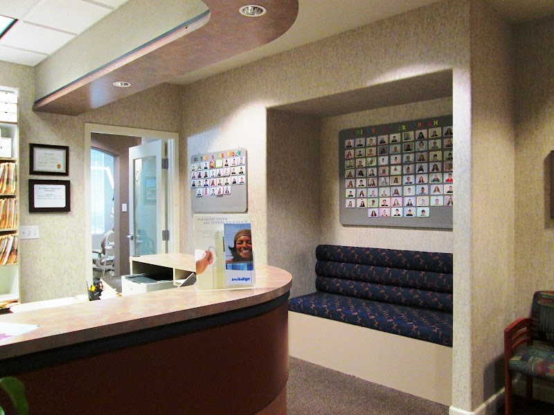 Brentwood Dental Group — photo 2, Brentwood, CA