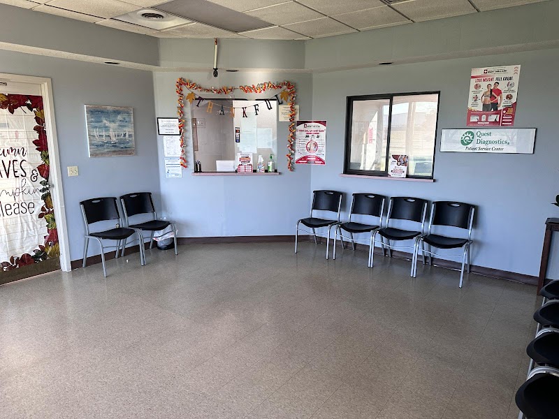 Lathrop Urgent Care — photo 4, Lathrop, CA