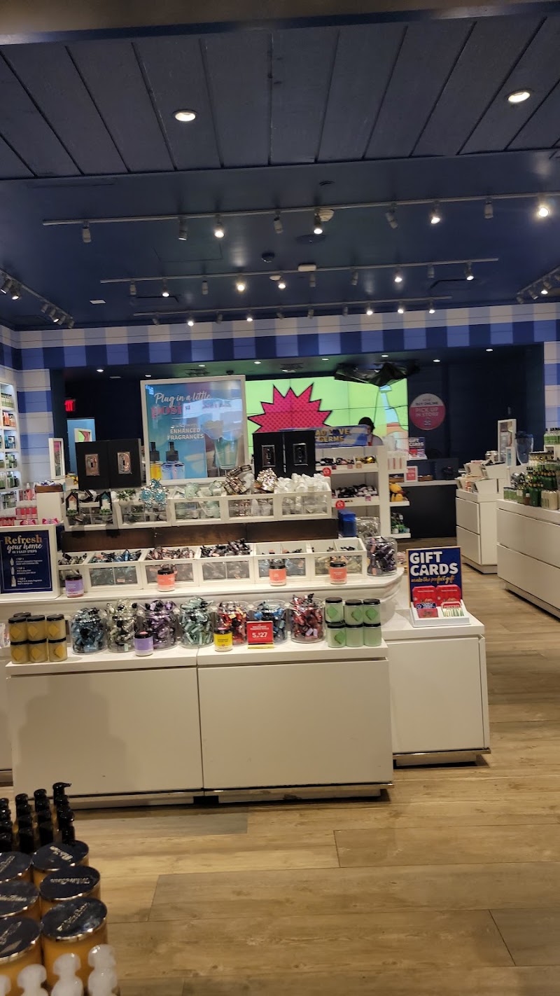 Bath & Body Works Brentwood — photo 2, Brentwood, CA